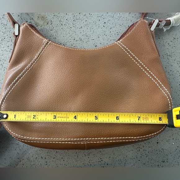 90’s Classic Tan Hobo Shoulder Bag - Picture 8 of 11